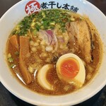 極煮干し本舗 - 煮干し味噌ラーメン