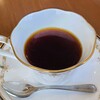 クラウドコーヒー - ①HOTゲイシャ珈琲【浅煎り】
エチオピア原産のゲイシャ種はアラビカ種からの突然変異によって生まれた珈琲豆
優雅な香り、華やかな酸味、仄かな甘みを感じる余韻、ゆったり寛ぐ時間にピッタリです