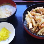 来島海峡サービスエリア フードコート - 「季節の野菜と地えびのかき揚げ丼」（650円）