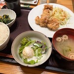 博多もつ鍋 やまや - 唐揚げ定食1200円