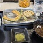 天ぷら定食の店 あつあつ揚立てっちゃん - 料理写真: