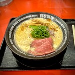 ジカセイ メンショウ - ■白トリュフ香る和牛ローストビーフ乗せ
                鶏白湯らぁ麺 ￥1.100