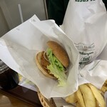 フレッシュネスバーガー カラフルタウン岐阜店 - 