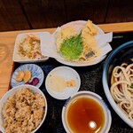 234694445 - とり天定食(ぶっかけ温、炊き込みご飯)