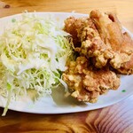 中華飯店 福源 - 唐揚げ4個＋サラダで400円は安い！