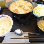 Matsuya - シュクメルリ鍋定食（930円）