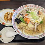 Gyouza No Oushou - 友人のタンメンランチ♪