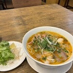 クエトイ ベトナム本格料理店 - ブンボーフエ
