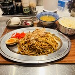 Yaki Soba Semmon Te Mmiura - ソース焼きそば定食　850円