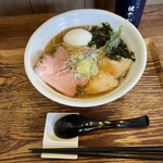 ラーメン 裏健やか - 焼きあごと貝の塩ラーメン