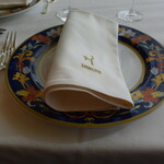 フレンチレストラン ミクニ サッポロ - ２０２４年２月１１日のテーブルセット