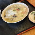 中華料理 王道楼 - 海鮮あんかけ炒飯