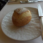 フレンチレストラン ミクニ サッポロ - 今日も美味しい手作りパン