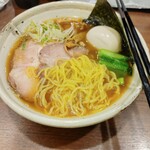 Ramen Ichirou - 具がたくさん　麺はちじれ