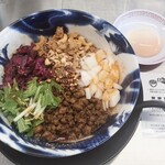 スパイス担担麺専門店 香辛薬麺 - 