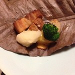 柏屋旅館 - 豚の角煮と大根の朴葉焼 2013.12