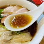 らぁ麺 紫陽花 - スープ
