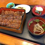 炭火焼うなぎ 東山物産 - 