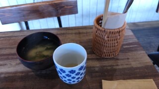 Shokudou Kafe Hare No Hi - 番茶と味噌汁