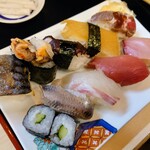 Kaisen Sushi Masa - 令和6年2月 ランチタイム(11:30〜14:00)
                        寿司10貫定食 税込980円
                        にぎり10貫、あら炊き、汁物、漬けもの