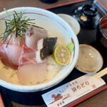 お食事処　浜ちどり - 生海鮮丼(1,800円税込)