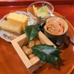 Ginza Kitagawa - 子持ち昆布、卵真薯、赤貝と分葱のぬた和え、大豆、紅白なます