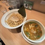 旋 - 2/11限定 チーズ坦々つけ麺