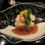 懐食　春慶　 - 生湯葉・うに・ウドの花に旨出汁のジュレ