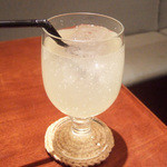 ガネーシュ - 柚子ゼリーのカクテル(600円)