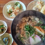お食事 囲炉裏 - 天ぷらそば　700円