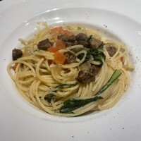 アクイロット - 頰肉と春菊のラグーソース