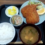 海の里食堂 - アジフライ定食 ふっくら肉厚でサクサク！臭みがなくジューシーでした。タルタルソース欲しかった