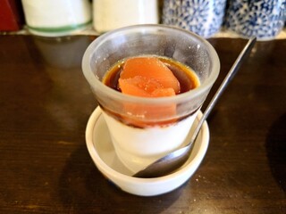 Sousai Dainingu Yuuan - ◯なめらか豆冨
                        「豆冨です、良く混ぜてお召し上がり下さい」との説明
                        砂糖醤油な味わいのタレと混ぜ合わせて頂いてみた