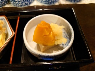 Sousai Dainingu Yuuan - ◯かぼちゃと高野豆腐
                        柔らかく煮られているかぼちゃと
                        只のマッシュポテトと思いきや
                        りんごらしき甘味と爽やかさを感じるマッシュポテト❕