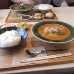 Kuji Kari - ベジタブルチキンカレー、今日の豆皿