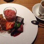 フラテッロ - ドルチェとエスプレッソ