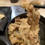Yoshinoya - 「牛鮭定食」の牛皿