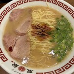 双喜紋 - ラーメン670円　辛味・ニンニクありあり！