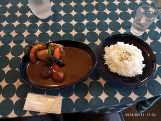 Kawaraya soup curry - チキンと野菜のスープカレー