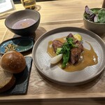 Bistro cafe Junno's Table - 