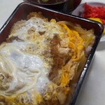 林屋食堂 - カツ丼(並)￥650