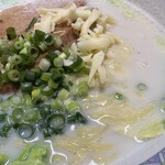 Taishuuchuuka Hosana - ガウラーメン、チーズ