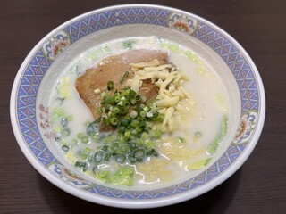 Taishuuchuuka Hosana - ガウラーメン、チーズ