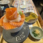 シハチ鮮魚店 - 