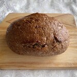 自家製天然酵母パン 木のひげ - くるみ粉パン