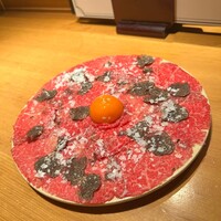 赤坂 金舌 - 淡雪塩とトリュフのプラチナユッケ