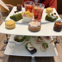 ポム・ダダン - 