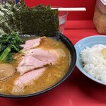 ラーメン 杉田家 - 