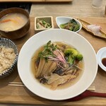 とく山 - 日替わり定食1380円