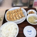 ぎょうざの満洲 - ダブル餃子定食をライス大（790円）